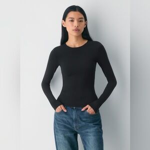 Aritzia Navy Contour Long Sleeve Tee